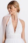 robe de mariée style romantiqye en tulle et dentelle dos nu