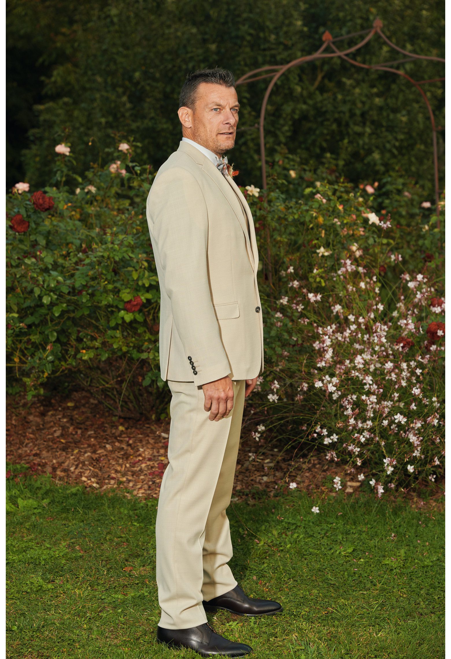 costume-suat-beige ct210-3