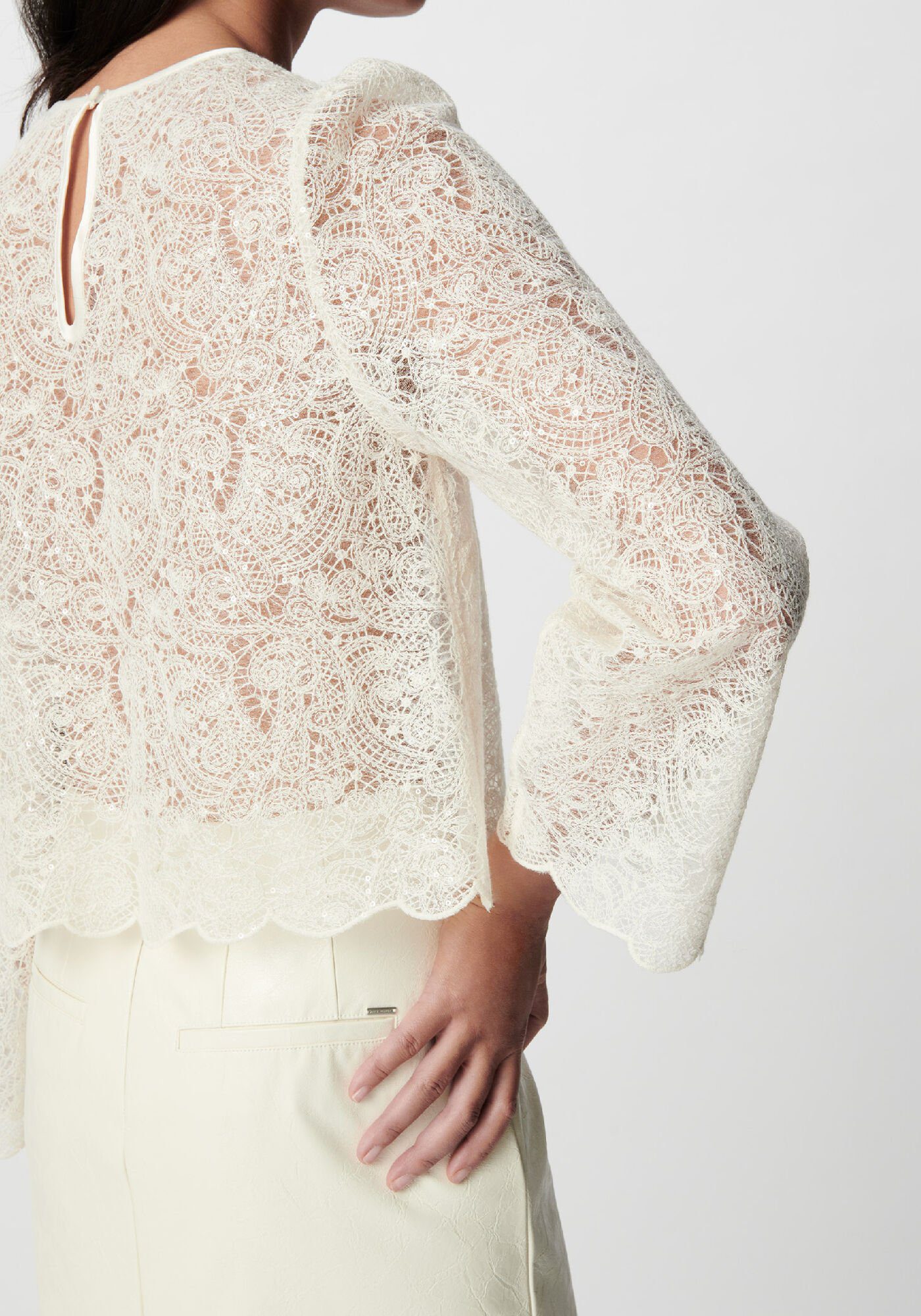IKKS-BLOUSE~COURTE~BLANCHE~EN~DENTELLE~FEMME-B313085-11_4 Blouse m.longues dentelle IKKS B313085