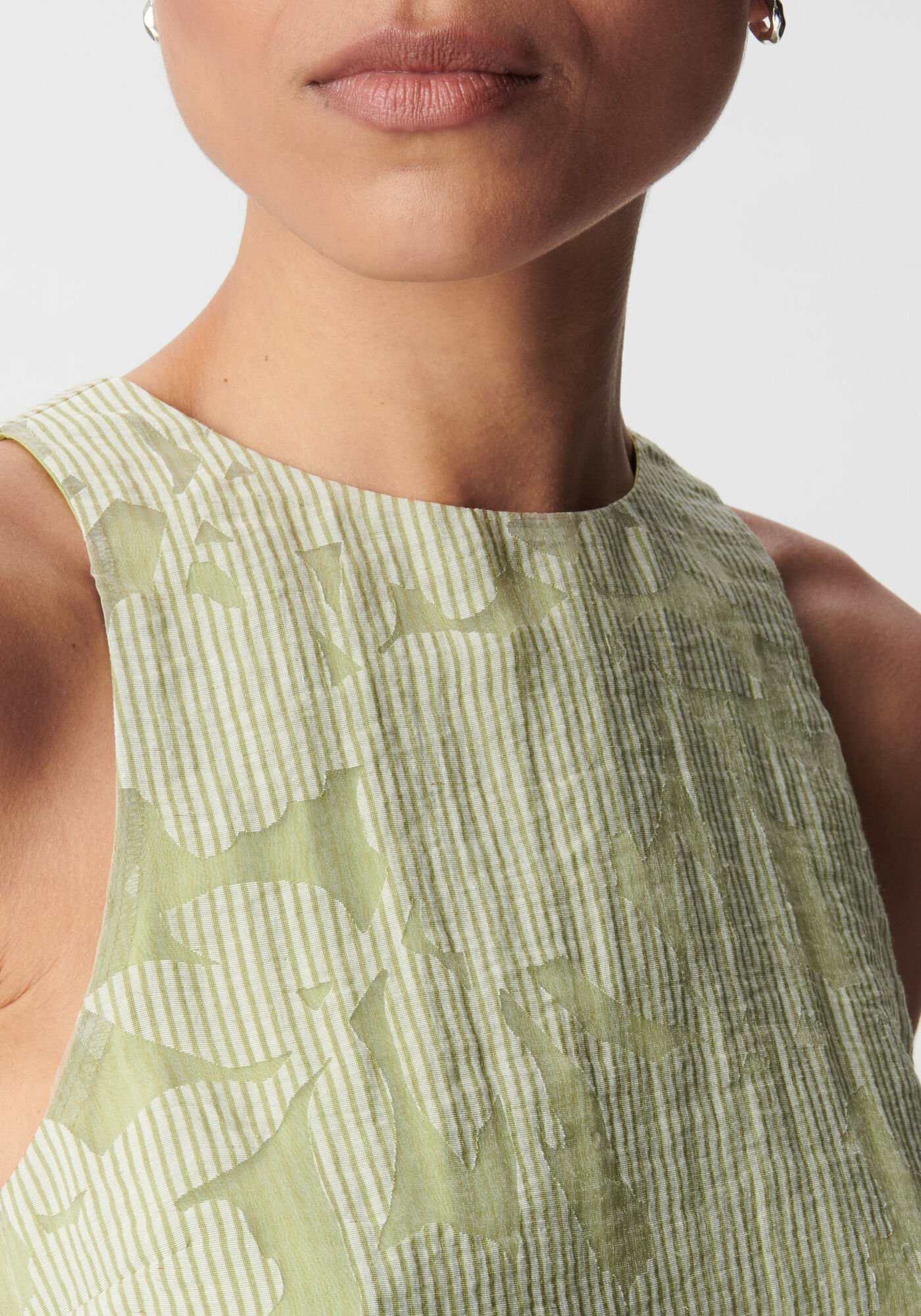 IKKS-TOP~SANS~MANCHES~VERT~MIX~MOTIFS~RAYURES~ET~VEGETAL~FEMME-B311095-52_4 Top motif floral dévoré IKKS B311095