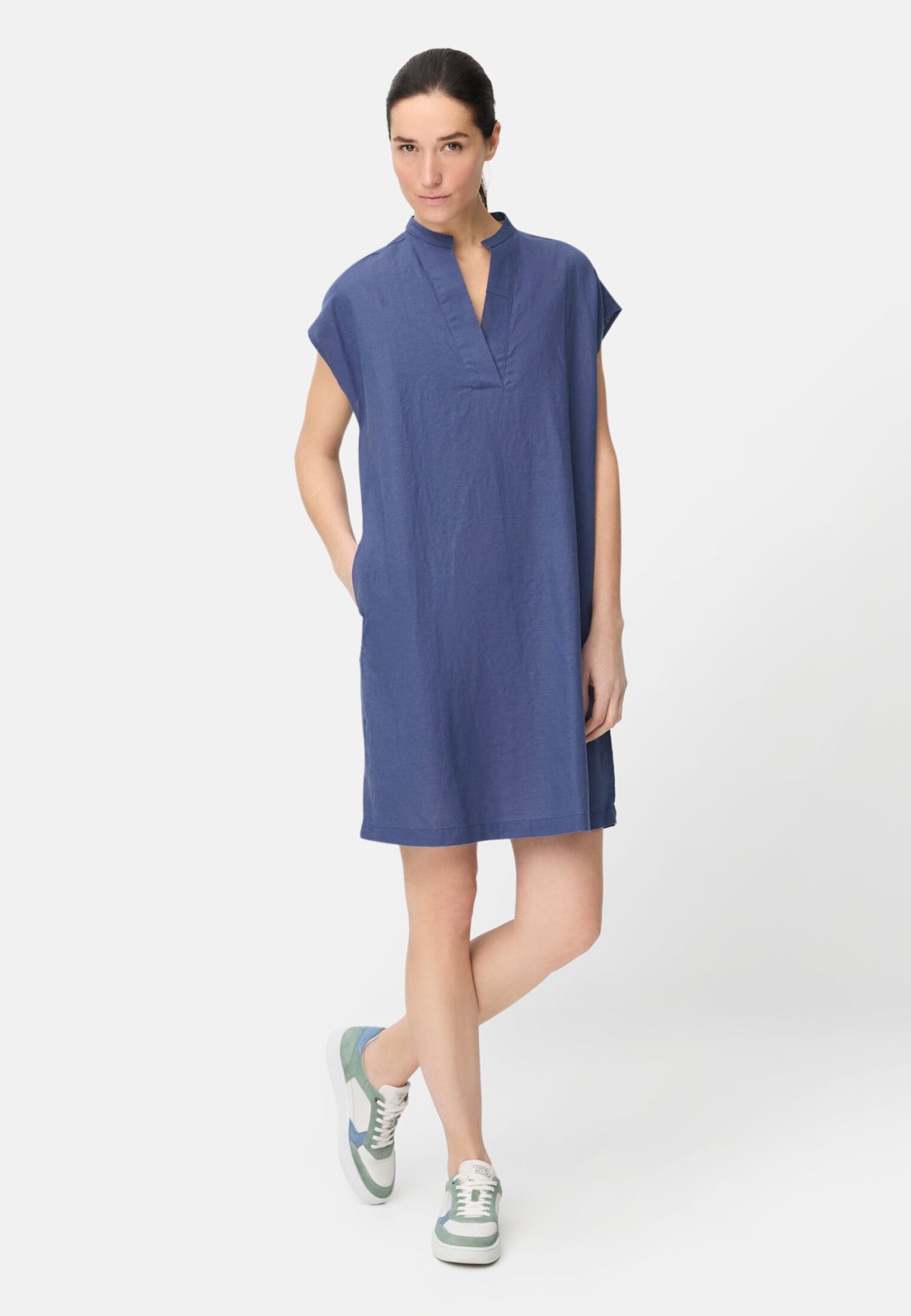 MI_391780-7S76-45_M0-00_1920x1920 Robe col V Camel Active 391780 7S76