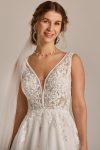 Robe de mariée 08-4710 collection Lilly