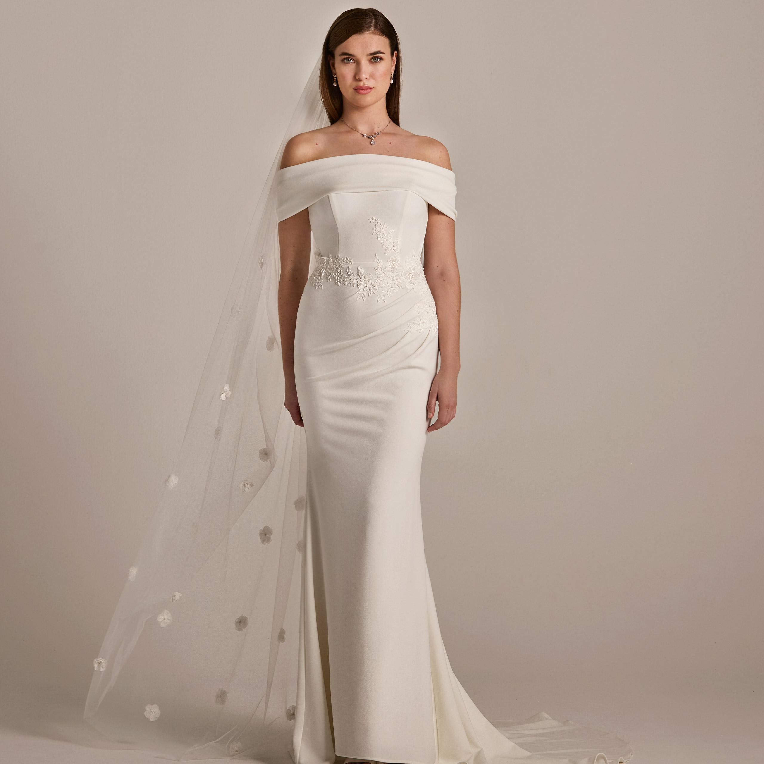 Robe de mariée 08-4718 collection Lilly