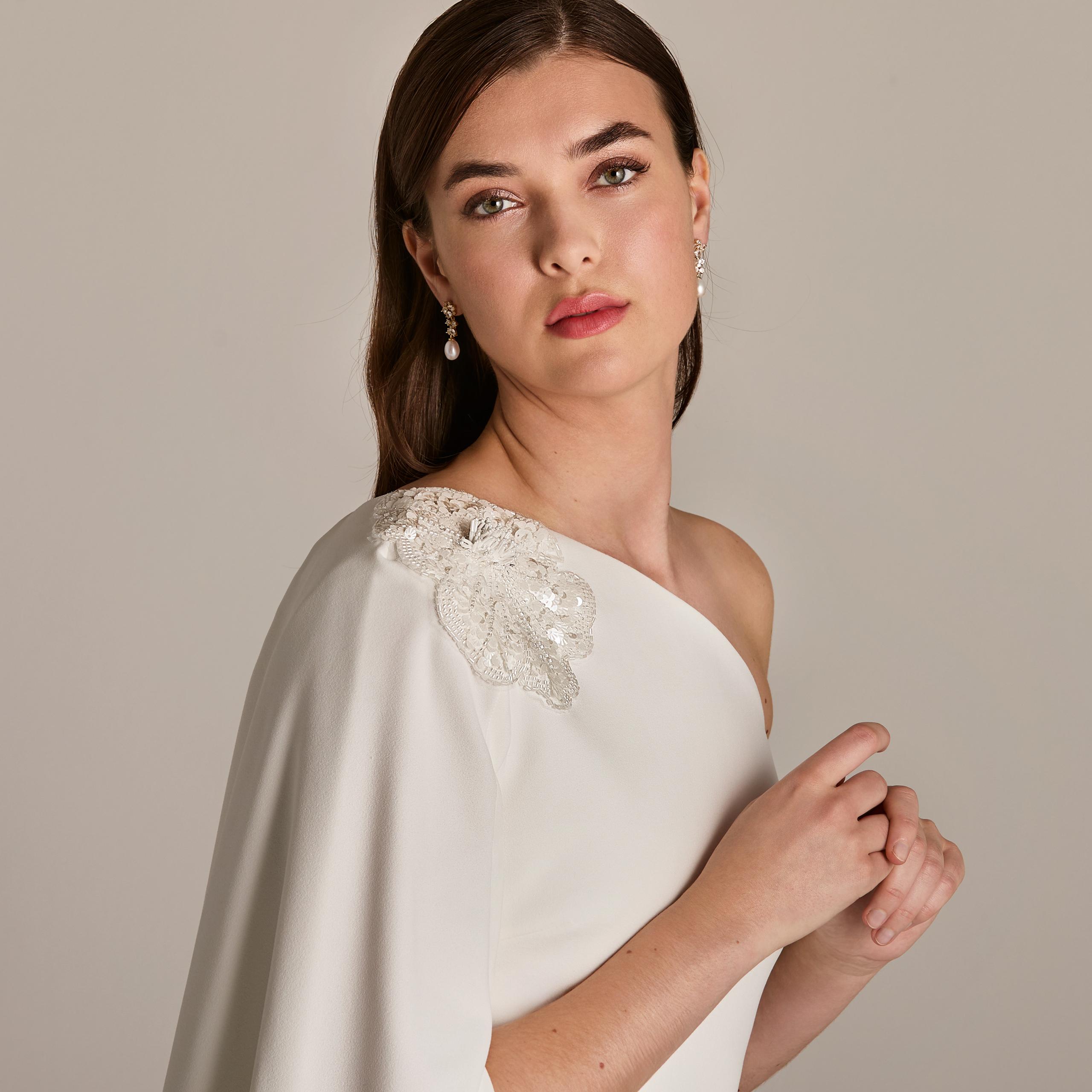 Robe de mariée 08-4763 collection Lilly
