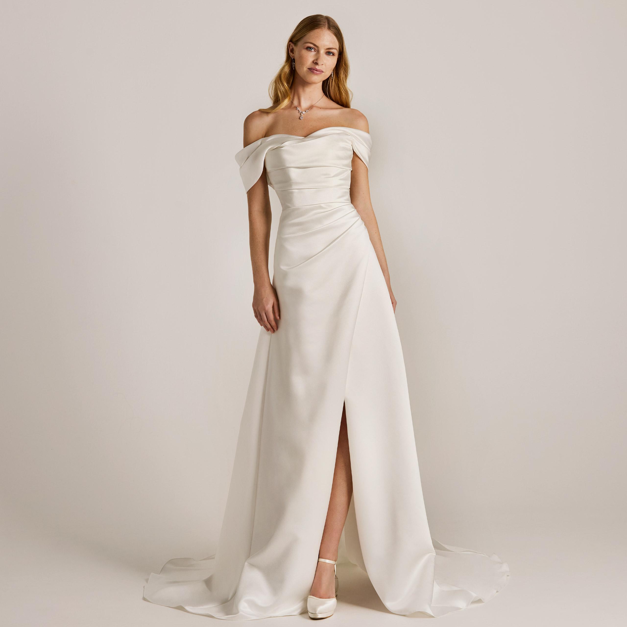 Robe de mariée 08-4774 collection Lilly