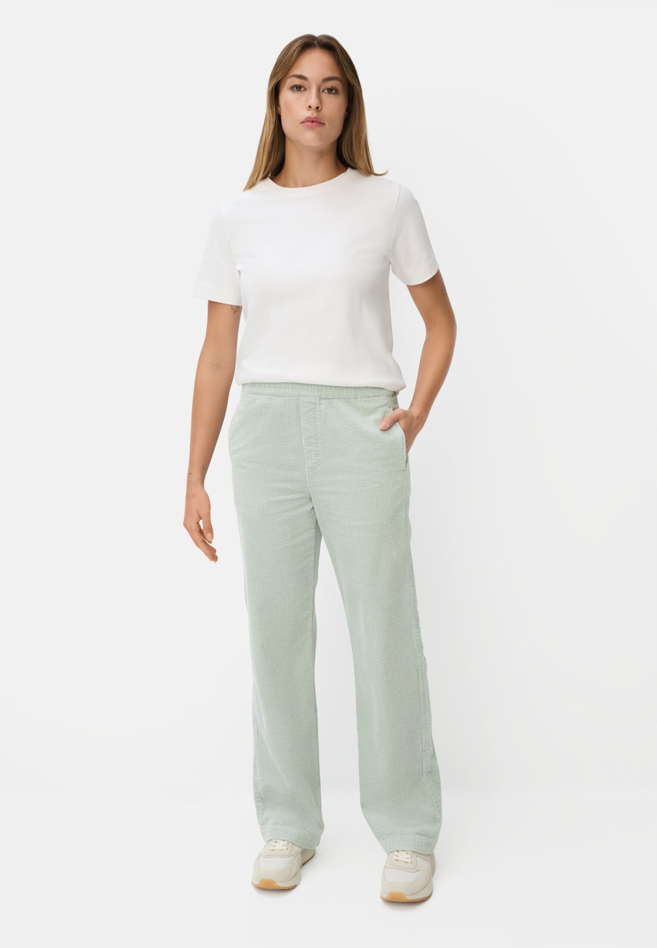 Pantalon velours côtelé Camel Active 377590 8R53 Ceinture élastique avec cordon de serrage Poches italiennes, poches plaquées derrière  Coupe large 